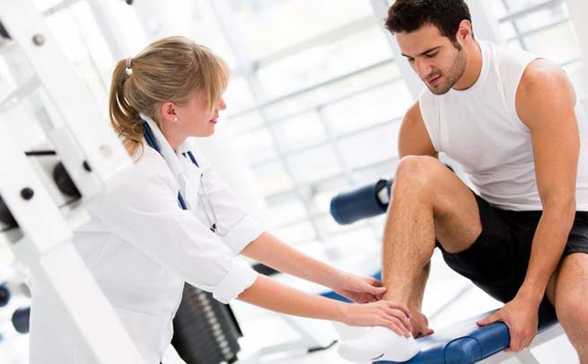 Arthroscopy & Sports Medicine
